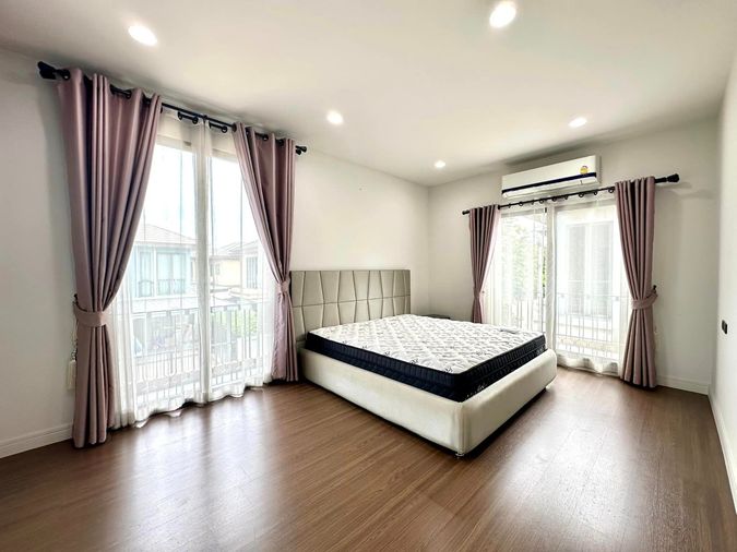 3-bed house for sale, 227 sqm, 67.6 sq wah, BURASIRI RAMA 2
