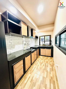 For Sale House , Vario Suvarnabhumi , Sisa Chorakhe Noi , Bang Sao Thong , Samut Prakarn , CX-104889 ✅ Live chat with us ADD LINE @connexproperty ✅ 