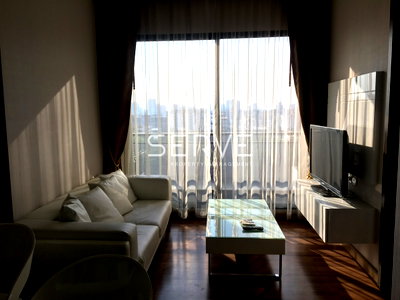 Condos for rent : 1 Bed Large Room Good Location MRT Thailand Cultural Centre 220 m. @  IVY Ampio 