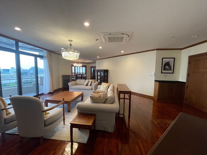 Newly renovated! ร่วมสุข. 3นอน 330ตร.ม. Line id: @pfagent