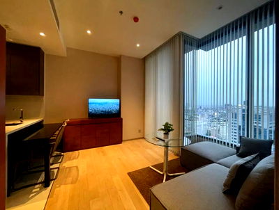 คอนโดให้เช่า :   FOR RENT  The Esse Asoke  Near BTS Asoke (Property ID:190708)