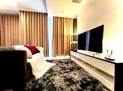 คอนโดให้เช่า : FOR RENT  Noble Ploenchit  Near BTS Phloen Chit (Property ID: 89179)