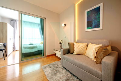 คอนโด เกตเวย์ เอกมัย : ขายคอนโด แอสปาย พระราม 4 อาคาร 1 ชั้น 18 1 ห้องนอน ขนาด 28 ตรม ใกล้ แยกกล้วยน้ำไท