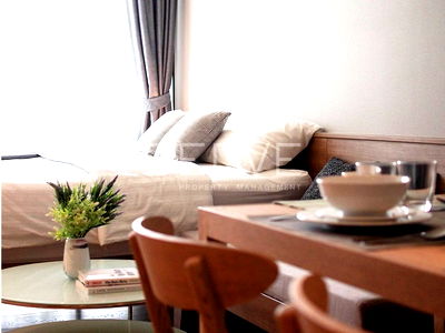 Condos for rent : Nice Decorate Studio Fully Furnished on High Fl. 15+ Close to BTS Phrom Phong  / For Rent &For Sale-Park 24