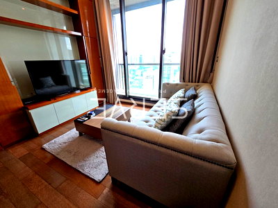 Condos for rent : 1 Bed 1 Bath with Bathtub Nice Room Good Location BTS Phrom Phong 500 m. / For Rent-The Address Sukhumvit 28