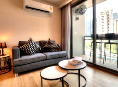 คอนโดให้เช่า : FOR RENT  Via BOTANI  Near BTS Phrom Phong (Property ID: 208262)