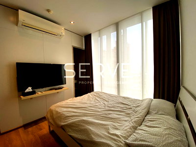 Condos for rent : Bright Studio 29.78 sq.m. High Fl. 15+ Good Location Shuttle bus to BTS Phrom Phong / For Rent-Park 24