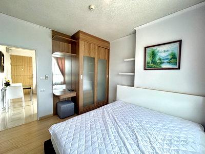 คอนโดให้เช่า : เช่า ซีฮิลล์ คอนโด ศรีราชา ทำเลดี ใกล้สถานที่ท่องเที่ยว แหล่งชุมชน เดินทางสะดวก วิวเมือง ภูเขา ตกแต่งพร้อมอยู่