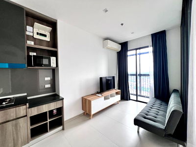 คอนโดให้เช่า : ให้เช่า‼️คอนโด โกรว รัตนาธิเบศร์ใกล้  MRT ไทรม้า ชั้น 22 ขนาด 35 ตรม. 1 นอน 1 น้ำ‼️ เฟอร์นิเจอร์พร้อมเครื่องใช้ไฟฟ้าครบ‼️ประตูแบบ digital door lock