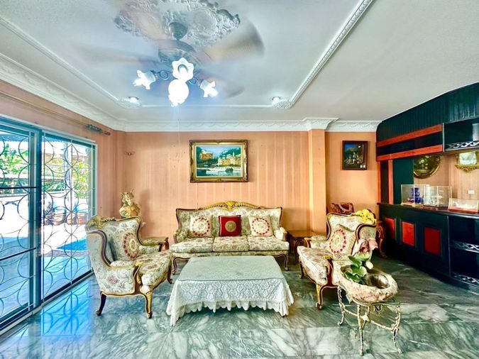 ให้เช่าบ้านเดี่ยว 6 ห้องนอน 120 ตร.ว. เขตตลิ่งชัน