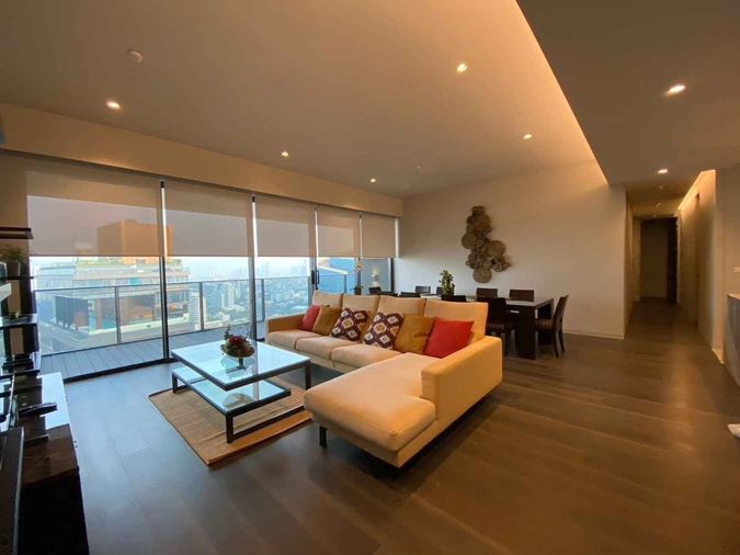 RENTED/SOLD! LTHC10958–TELA Thonglor FOR RENT 3 beds 3 baths size 200 Sq.m. Near BTS Thong Lor Station ONLY 210k/month