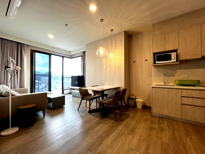 คอนโดให้เช่า : (ห้องพร้อมอยู่) Keen Condo ห้อง 2 bedroom ขนาด 62 ตรม ชั้น 19 ผนังทึบกั้นห้องนอน ฟรีมีแม่บ้านทำความสะอาดอาทิตย์ละ 2 ครั้ง