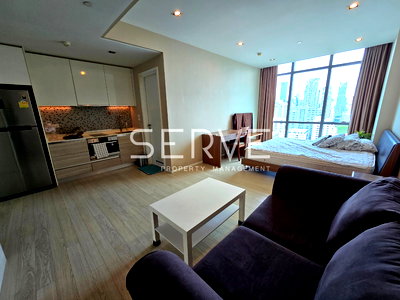 เช่าคอนโด BTS อโศก : สตูดิโอ ห้องสวย 35 ตร.ม. ชั้นสูง 15+ ทำเลดี ใกล้ BTS อโศก 800 ม. & MRT สุขุมวิท 700 ม. ที่คอนโด The Room Sukhumvit 21  /ให้เช่าคอนโด