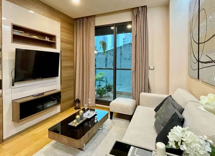 ว่างพร้อมอยู่! The Address Sathorn. 1นอน 56ตร.ม. Line id: @pfagent