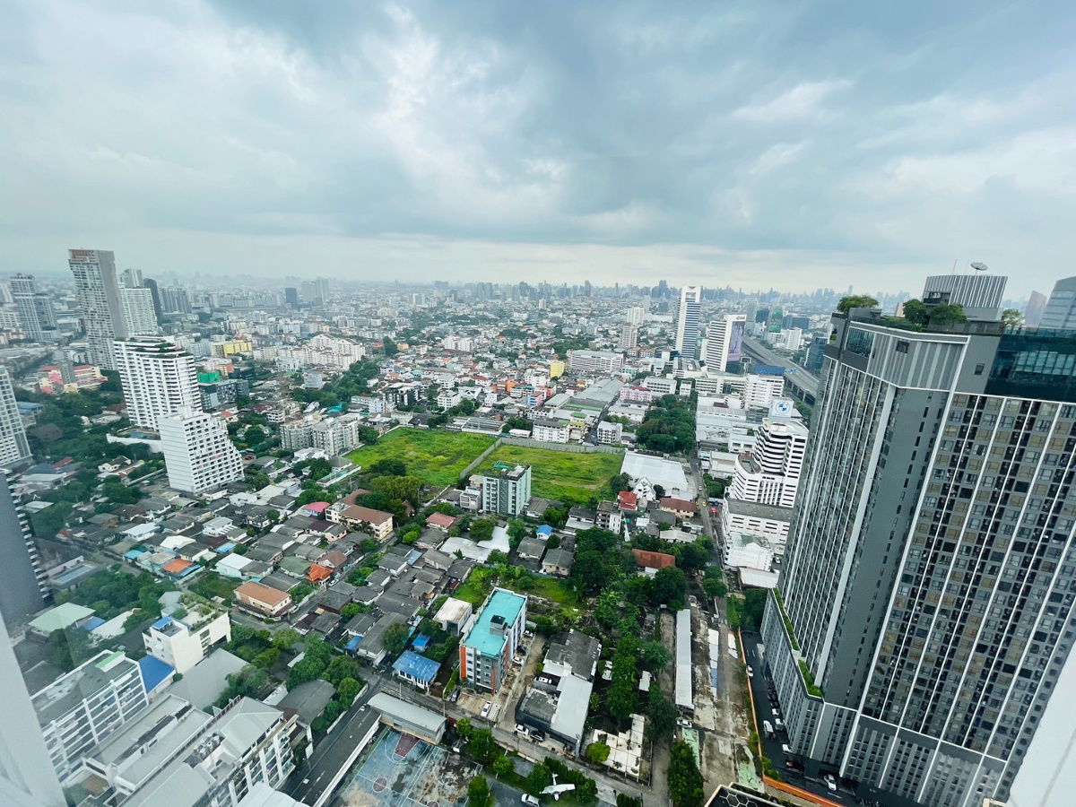 รูป LNP-C3615 ให้เช่าคอนโด The Saint Residences (เดอะ เซนต์ เรสซิเดนซ์) ห้องมุม - รูปที่ 2/11