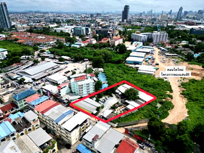 Land for sale Rubberland : Land for sale in Pattaya, business area, beautiful location, Soi Photisan, Na Kluea.