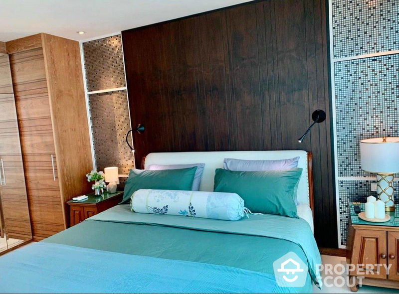 คอนโดให้เช่า : คอนโด 2-ห้องนอน ที่ สุขุมวิท ลิฟวิ่ง ทาวน์ ใกล้ MRT เพชรบุรี (ID 1832604)