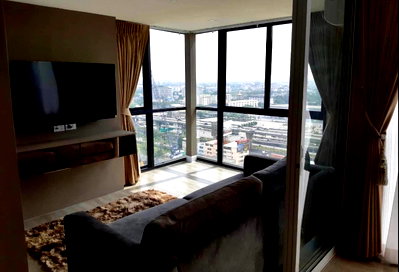 Condos for rent : for rent The Sky Sukhumvit. 1bed 52sq.m. Line id: @pfagent