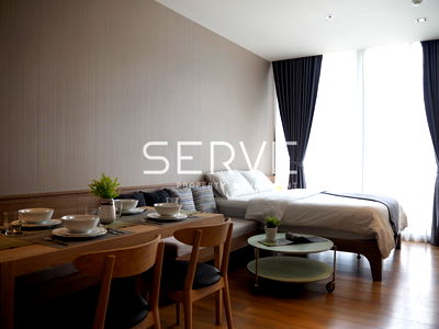 Condos for rent Khlong Toei : Studio with Good View North side on High Fl Close to BTS Phrom Phong & Emporium at Park 24 or Park Origin Phrom Phong Condo / For Rent