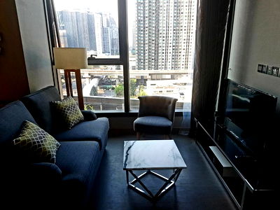 เช่าคอนโด เซ็นทรัลเวิลด์ : 🔥1นอน ไซส์ใหญ่ คอนโดแต่งหรู ทำเลดี ใจกลางแยก อโศก เพชรบุรี เฟอร์แน่น ใกล้ MRT เพชรบุรี @ The Esse at Singha Complex