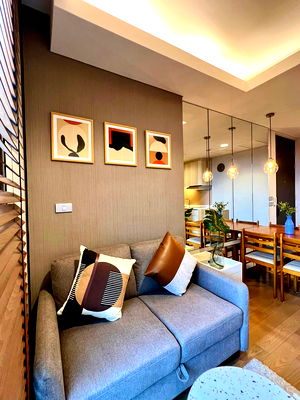 Condos for rent Khlong Toei : 📲Line ID @556ryccg 🚄1 Bedroom 32sqm Corner unit The Lumpini 24 Sukhumvit24 Fully furnished near skytrain BTS Phrom Phong