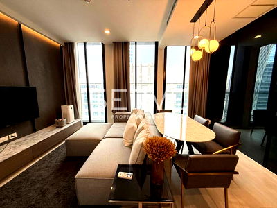 คอนโดให้เช่า : Modern Style Combine 1 Bed / 1 Working Room / 1 Living Room Corner unit Next to BTS Phloen Chit -Noble Ploenchit