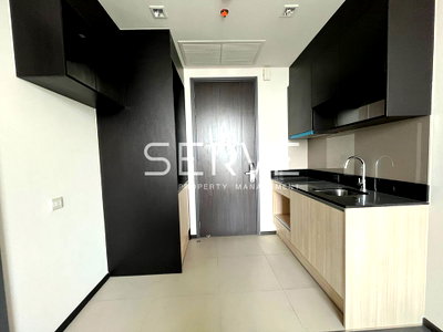 คอนโดให้เช่า : 1 Bed 1 Bath Large Room Good Location BTS Asok 250 m. & MRT Sukhumvit 200 m. / For Sale-Edge Sukhumvit 23 (เอดจ์ สุขุมวิท 23)