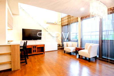 คอนโดให้เช่า : Special Hot Deal !!! Duplex 3 Beds 3.5 Baths with Bathtub 140 sq.m. Next to BTS Thong Lo/Rent & Sale-Noble Remix