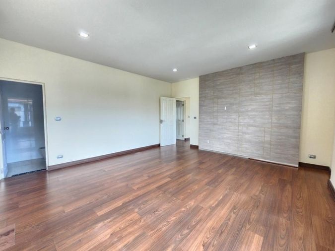 5-bed house for sale, 240 sqm, 66 sq wah, Casa Legend Ratchapruk-Pinklao