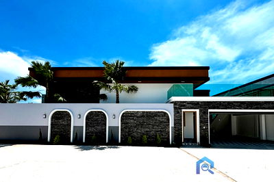 Houses for sale Nong Prue, Chonburi : Brand New Pool Villa Pattaya Fully Furnished