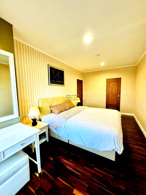 Condos for rent Sukumvit 49 : Newly Renovated !!! Nice and long balcony Spacious & Serene 60 sqm with beautiful view  Citi Resort Sukhumvit 49 For rent 
