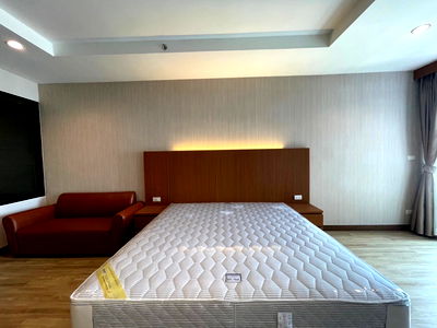 Condos for rent Robinson Sriracha : Condo for rent Ladda Plus good location near tourist attractions convenient travel city view city atmosphere