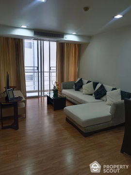 1-BR Condo at The Alcove Sukhumvit 49 near BTS Phrom Phong (ID 887062)