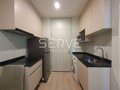 Studio With Partition Super High Fl. 30+ Good Location Close To MRT Thailand Cultural Centre -Noble Revolve Ratchada 2