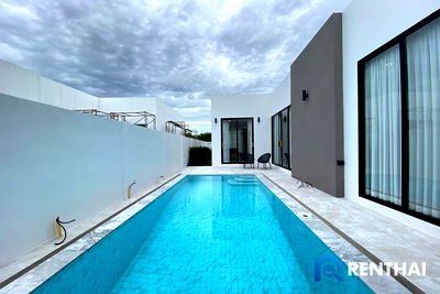 Houses for sale Frost Magical Ice of Siam : Discover a unique opportunity to own a luxurious pool villas