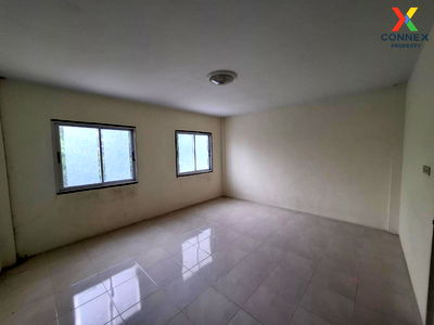Townhouses for sale Hemaraj Chonburi Industrial Estate : For Sale Townhouse/Townhome  , Baan Thai Villa , Bueng , Si Racha , Chon Buri , CX-107467 ✅ Live chat with us ADD LINE @connexproperty ✅ 