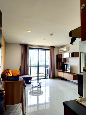 Condos for rent : Vista garden condo  Room for rent  fully furnished 