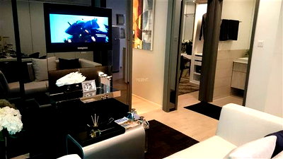 คอนโดให้เช่า : Ideo Q Chula Samyan【𝐒𝐄𝐋𝐋 & 𝐑𝐄𝐍𝐓】🔥คอนโดใกล้ ม.จุฬา ห้องสวย ที่เก็บของเยอะ เฟอร์นิเจอร์ครบ🔥 ติดต่อไลน์ไอดี: @hacondo