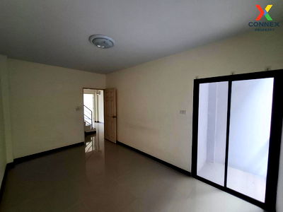 Townhouses for sale Hemaraj Chonburi Industrial Estate : For Sale Townhouse/Townhome  , The Next Biztown Sriracha , Bueng , Si Racha , Chon Buri , CX-107468 ✅ Live chat with us ADD LINE @connexproperty ✅ 