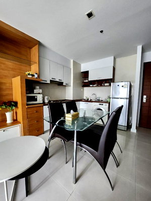 Condos for sale : 📲Line ID @556ryccg 🚉Sale with Tenant 2 Bedroom 69sqm Sukhumvit City Resort Fully furnished near BTS NaNa