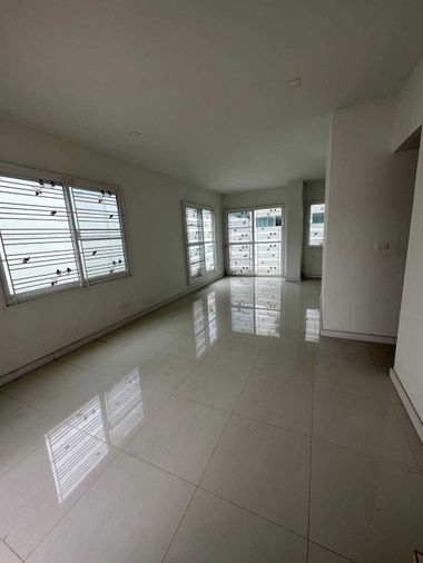 3-bed townhouse for sale, 109.6 sqm, 27.4 sq wah, Bless Town Ramintra 127