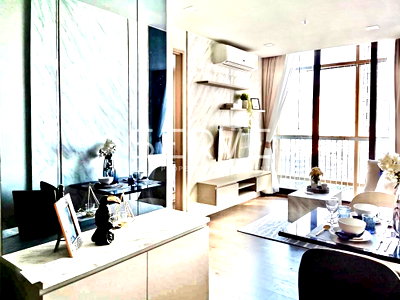 คอนโดให้เช่า : Modern & Luxury 1 Bed Good Location Shuttle bus to BTS Phrom Phong Close to The Emporium / For Rent-Park 24