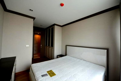 Condos for rent : The Reserve Kasemsan 3【𝐒𝐄𝐋𝐋 & 𝐑𝐄𝐍𝐓】🔥 Luxurious condo, decorated in a vintage style Fully furnished 🔥 Contact Line ID: @hacondo