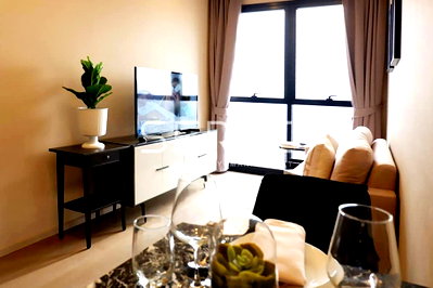 Condos for rent Bangkok University : 1 Bed 30 sq.m. High Fl. 35+ Next to MRT Sukhumvit 20 m. & BTS Asok 230 m. at Ashton Asoke Condo / For Rent