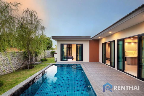 Beautiful pool villa for sale near new motorway only 3 km.