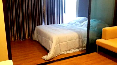 Condos for rent Thai Watsadu  Sukhaphiban 3 : For rent Esta bliss minburi ()