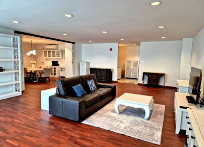 คอนโดให้เช่า : LTH11055-Pet Friendly CONDO FOR RENT in Phrom Phong  3 Beds 2 Baths 200 sqm. ONLY 80k/month