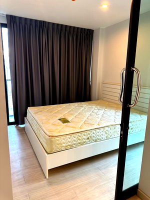 Condos for rent : For rent condo The Paint Palette