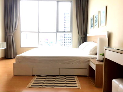 Condos for rent : For rent: Ideo Mobi Rama 9, beautiful, luxurious, ready to move in, near MRT Rama 9. Interested, add Line @841qqlnr.