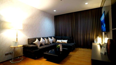 Condos for sale : for sale Condo hyde sukhumvit 13 hight floor with tenant until March 2025 (S05-